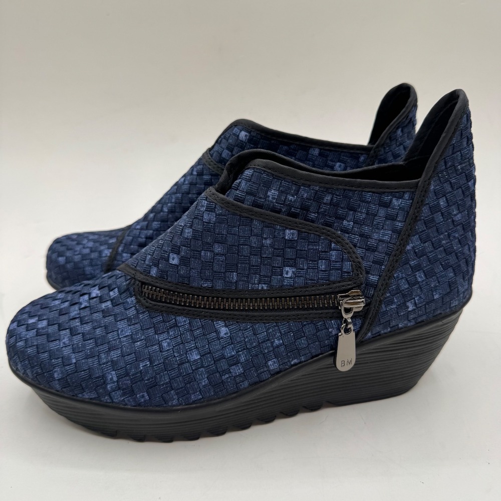 Bernie Mev Zig Zag Zip Navy Blue Jean Woven Elastic Wedge Booties Women Sz 40
